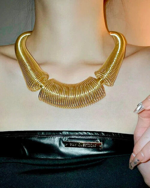 Nayab 18K Gold Plated Anti-Tarnish Statement Necklace✨
